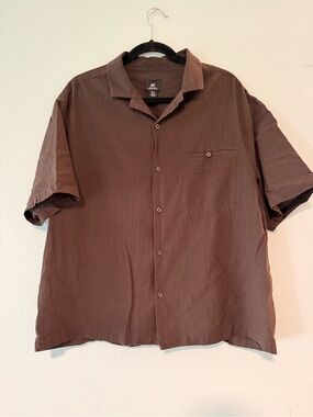 H&M Brown Relaxed Short-Sleeve Button-Down Shirt Size XL